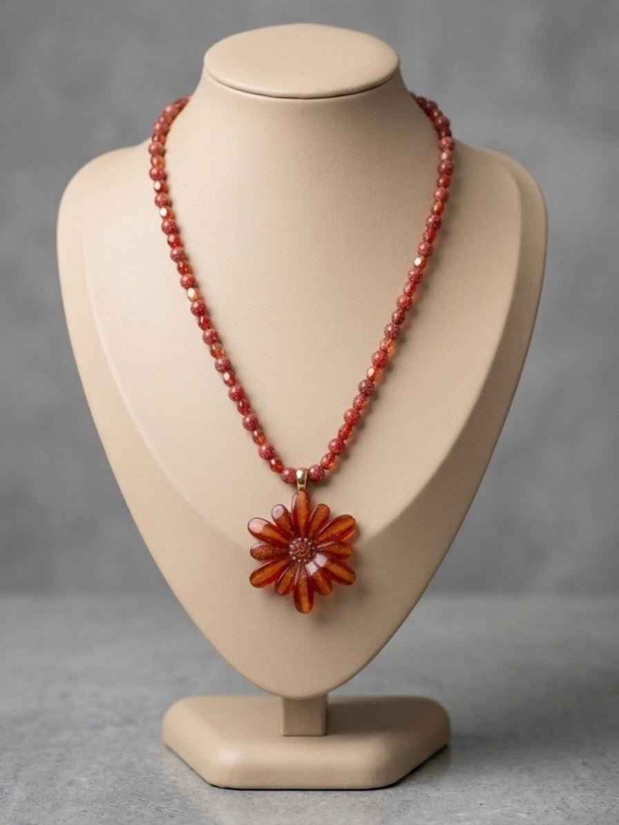 Daisy Red