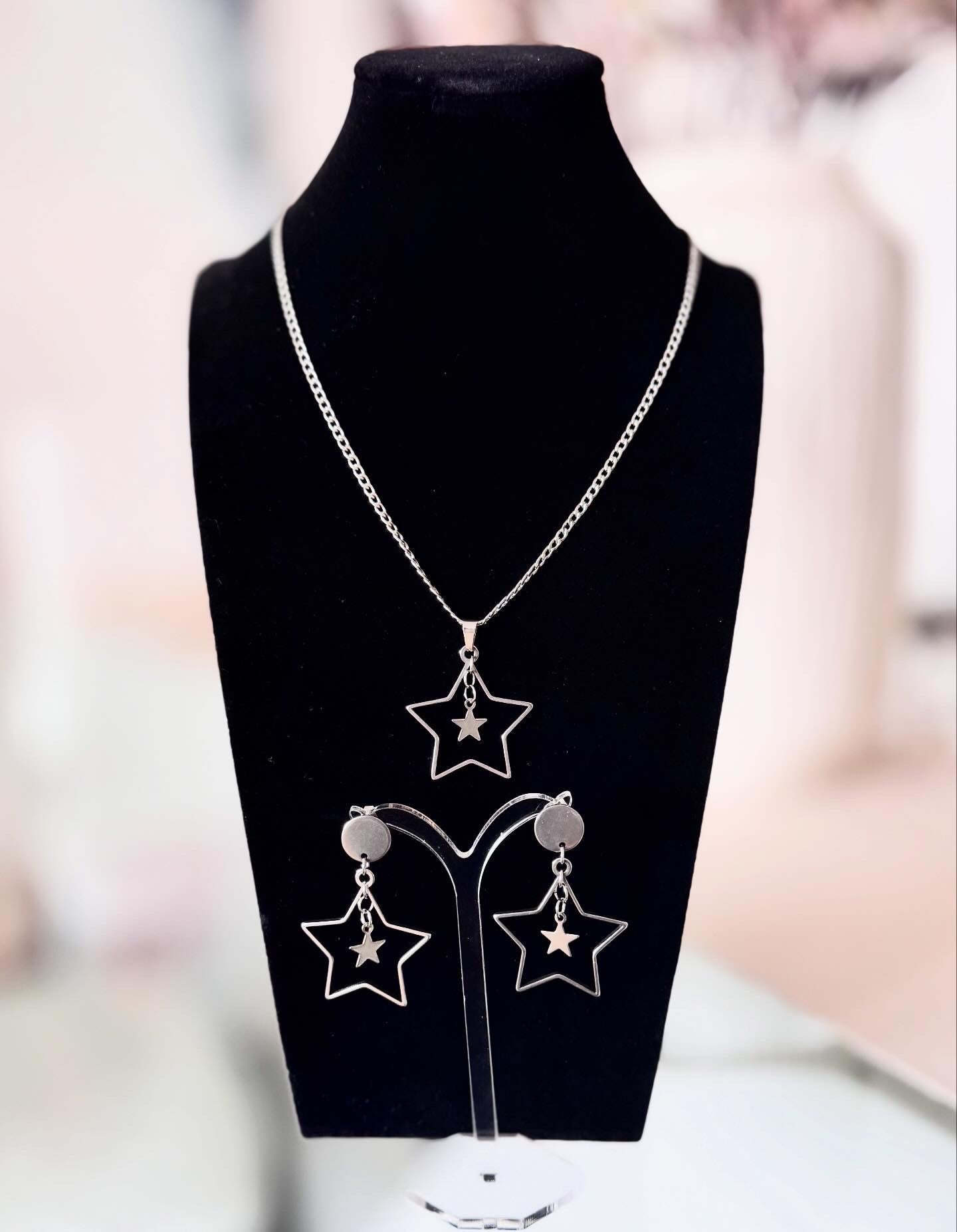 Stars Align Necklace & Earring Set