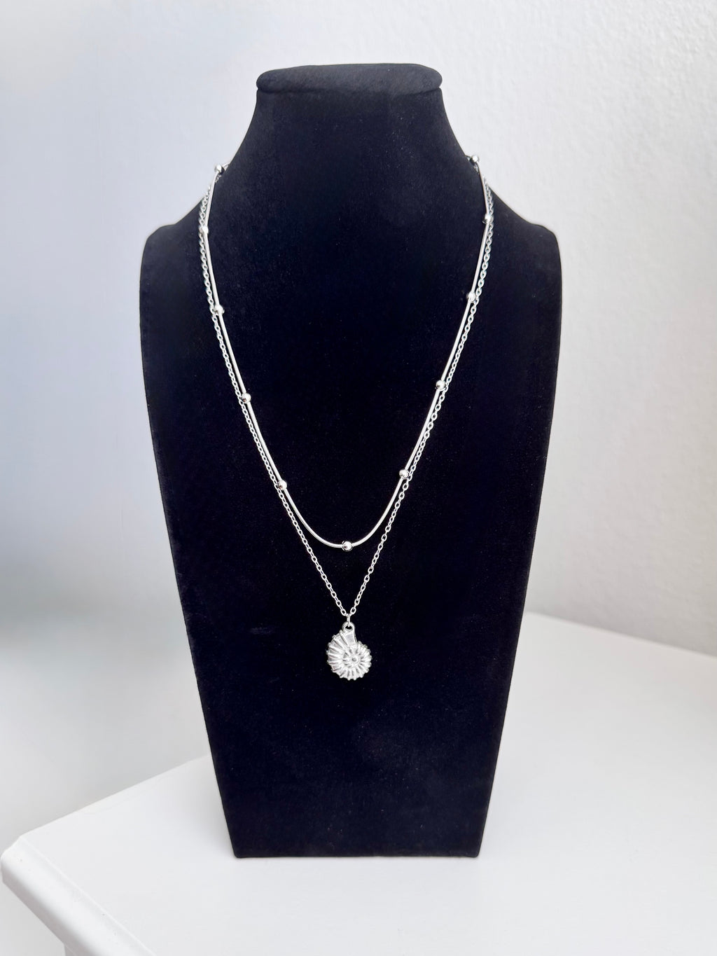 Whorl-like Double Necklace