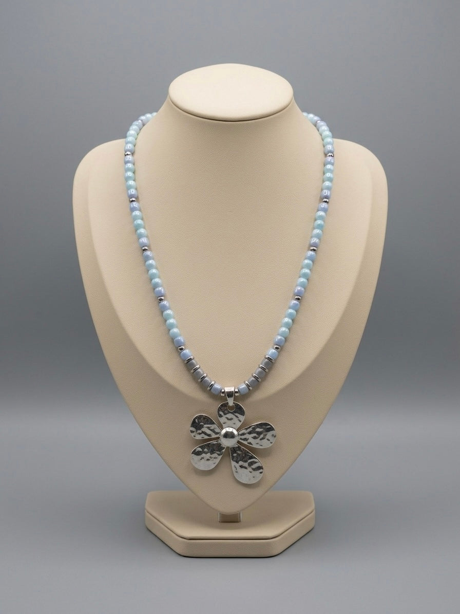 Daisy Blue