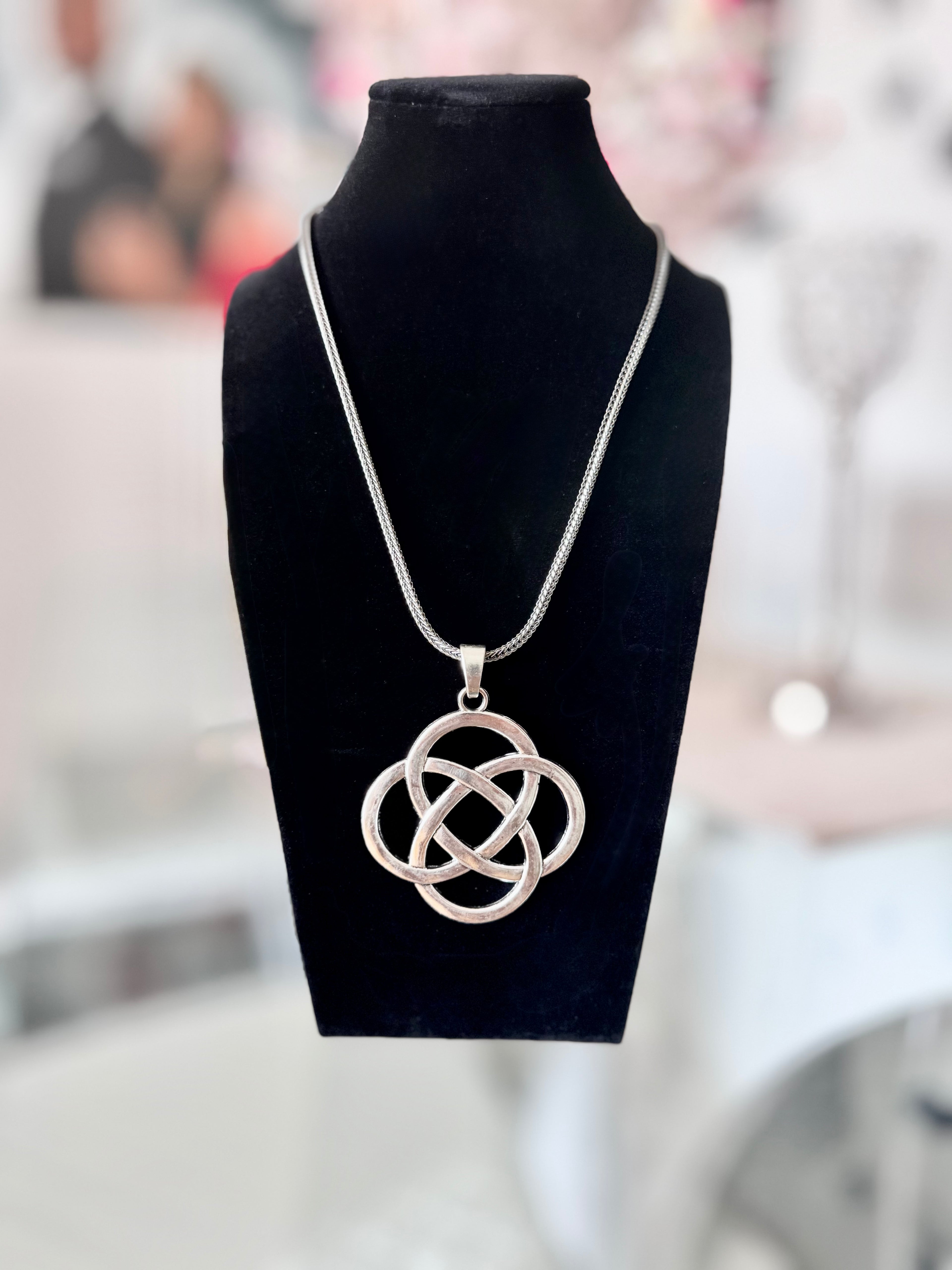 Sayvenn Necklace